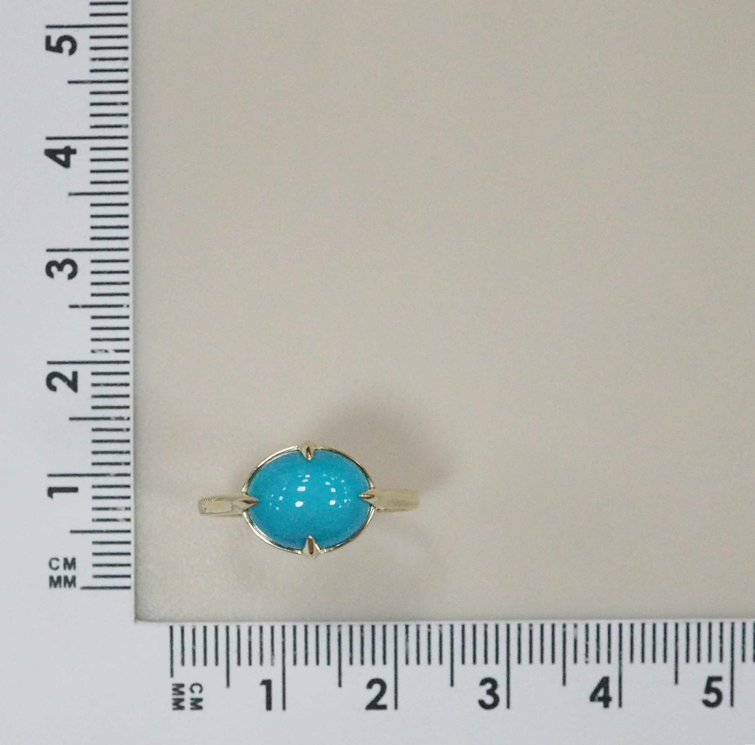 Кольцо из желтого золота с бирюзой